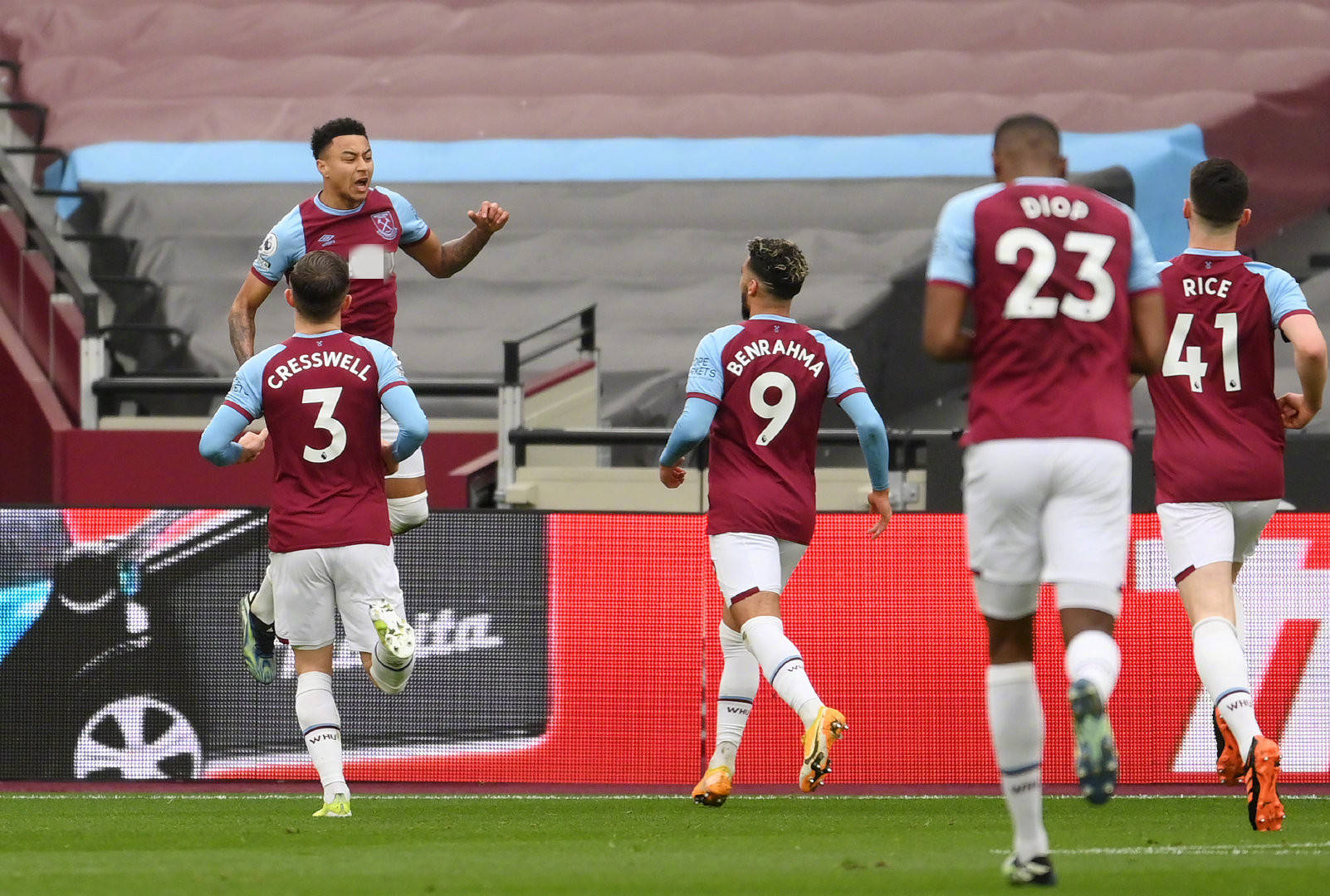 努力磋商 努力磋商